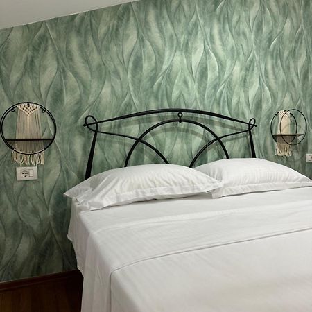 Guest House Himaj Berat Exterior foto